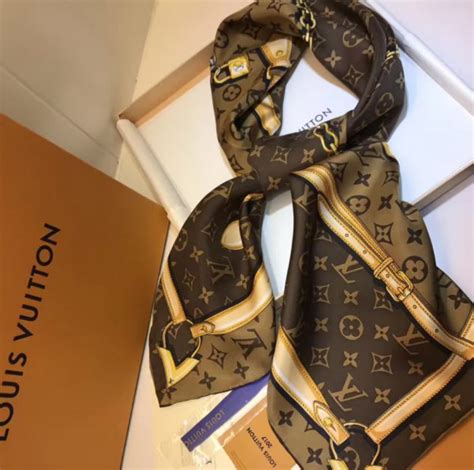 louis vuitton lenco|Lenços de Seda Femininos .